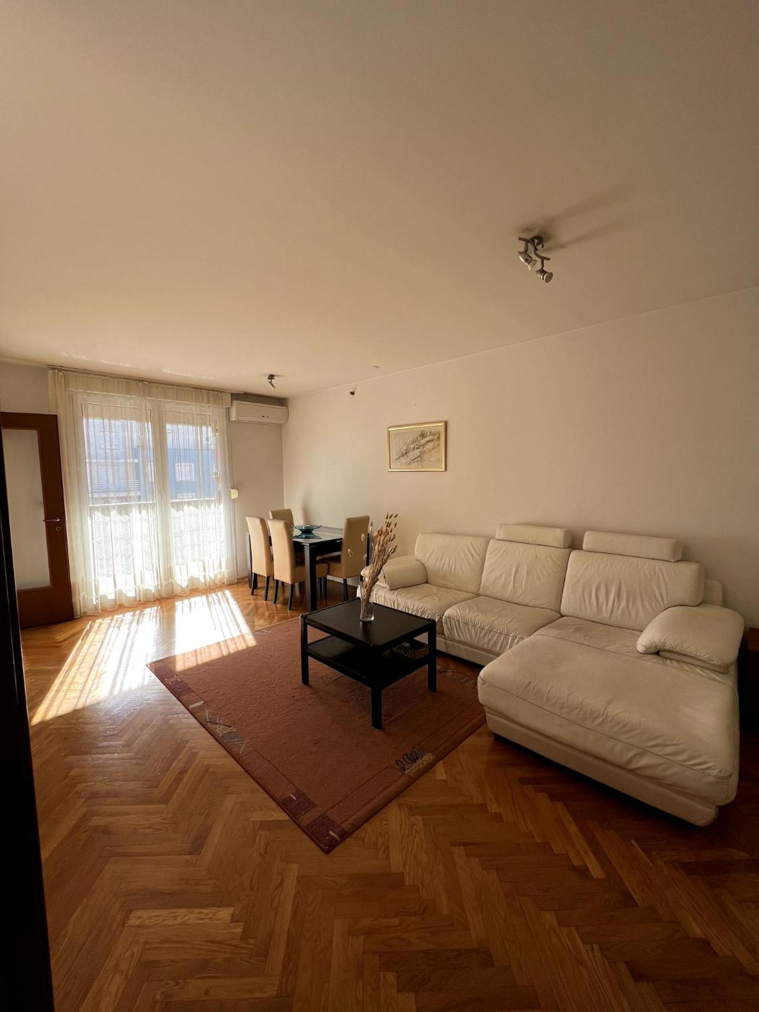 La Luna Apartment